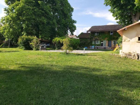 Beautiful renovated farmhouse of 250m with 3400m of garden